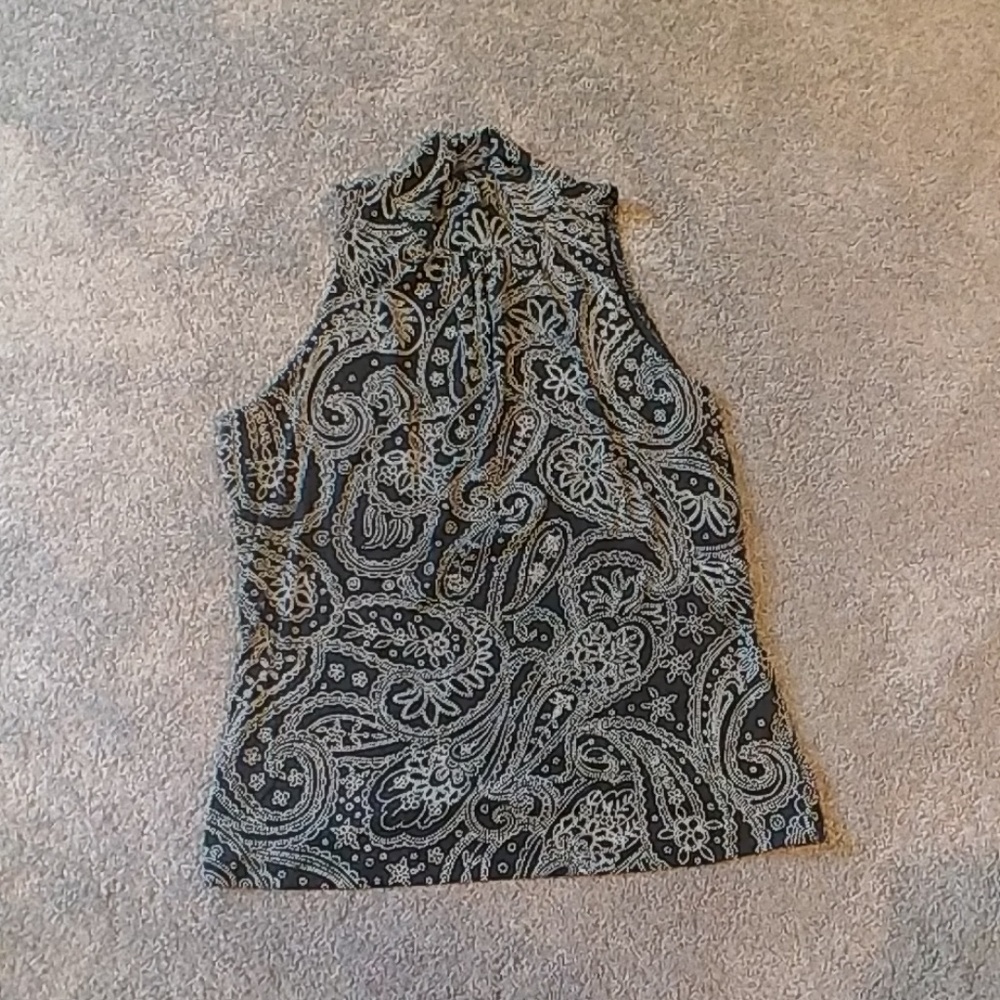 Sleeveless top
